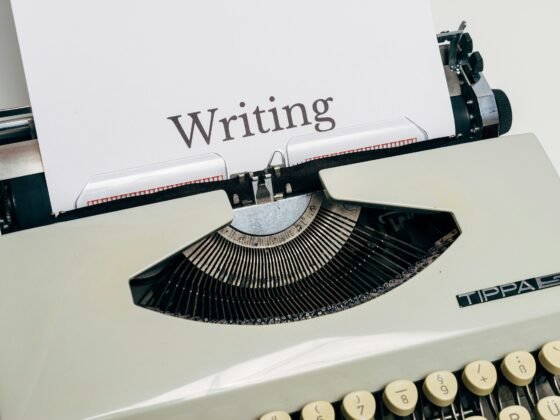 Benefits of Using College Essay Writing Services